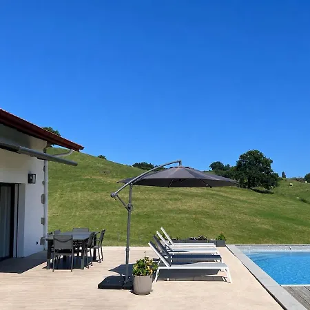Sohaborda Ferme Basque Avec Piscine Villa